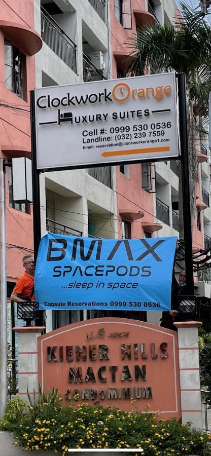 Bmax Spacepods Sleep In Space - 4Mins From Mactan Airport Lapu-Lapu City Eksteriør billede