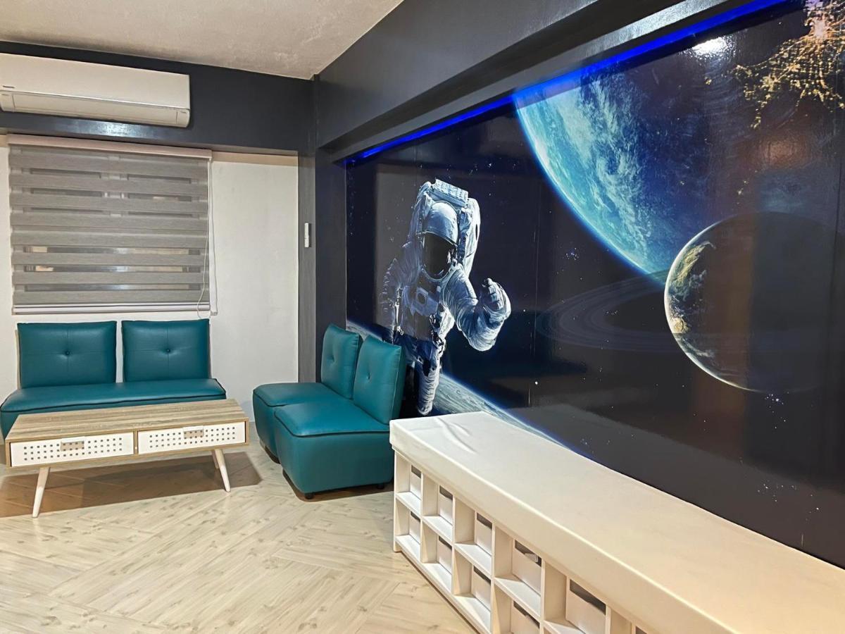 Bmax Spacepods Sleep In Space - 4Mins From Mactan Airport Lapu-Lapu City Eksteriør billede